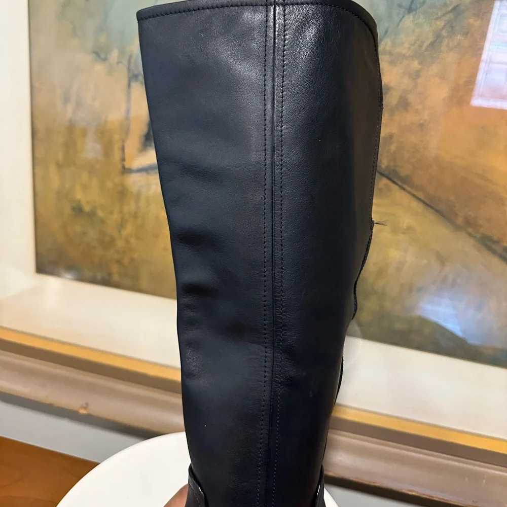 🌸27 EDIT🌸 Edda Wide Calf Over The Knee Size: 7M WC
